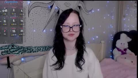 Snapshot of lilhornyprincess chatting on 01.05.25 Nika and Lori online show from 01.05.25