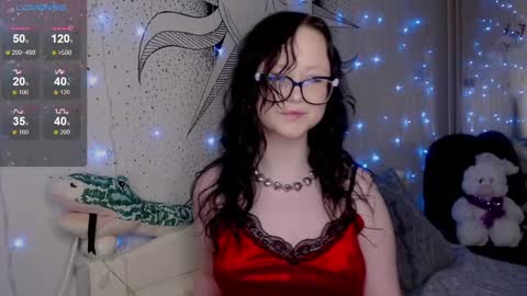 Snapshot of lilhornyprincess chatting on 01.18.25 Nika and Lori online show from 01.18.25