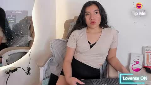 Lili  online show from 10.01.25