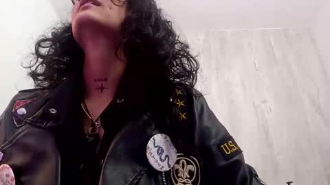 lili_clan online show from 09.20.25