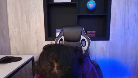 lili_clan online show from 10.03.25