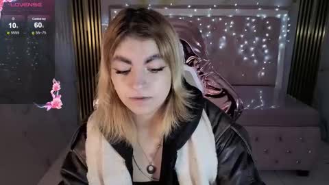 Lili online show from 11.18.25