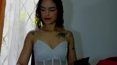 lili_evanss online show from 04.13.26