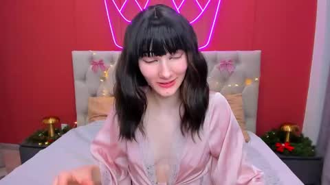 Lilli  follow me kiss online show from 01.07.25