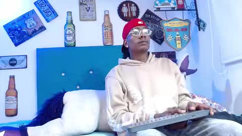 lili_roussi online show from 01.13.26