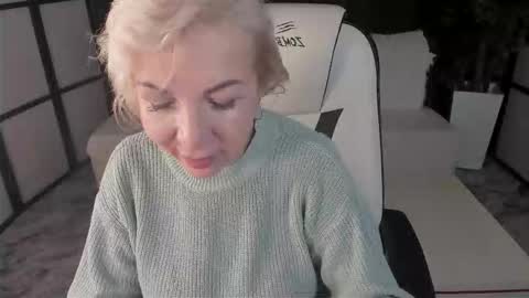 Lilia online show from 11.14.25