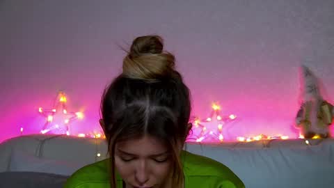 Mia online show from 12.15.24