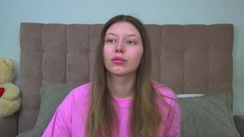 Snapshot of liliabianca chatting on 02.16.26 Mia online show from 02.16.26