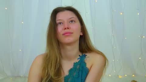 Snapshot of liliabianca chatting on 02.26.26 Mia online show from 02.26.26