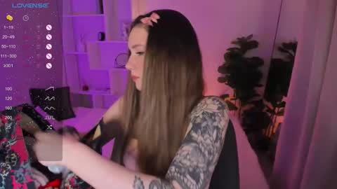 Lily online show from 11.14.25