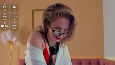 Snapshot of lilianadaniels chatting on 07.24.26 Lilian online show from 07.24.26