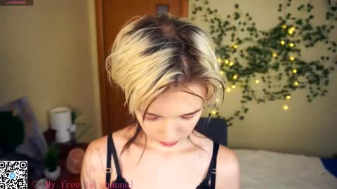 Lilian online show from 11.12.25