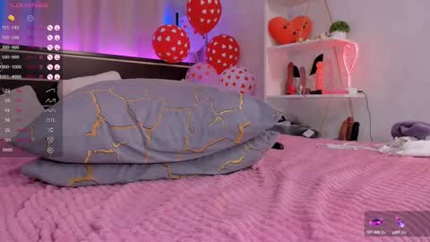 Snapshot of lilianedgars chatting on 03.02.25 Lilian online show from 03.02.25