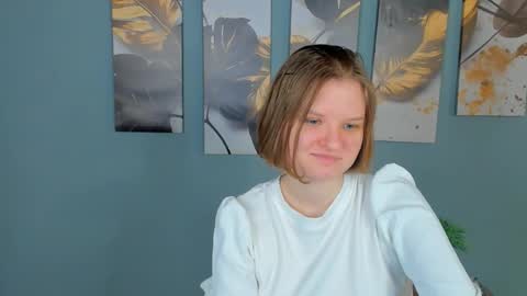 hi guys Im new here Im 18 years oldIve never had sex online show from 01.15.26