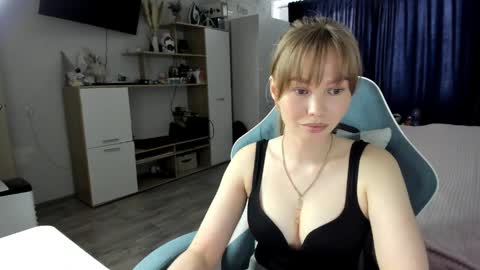 Lilia online show from 04.03.26
