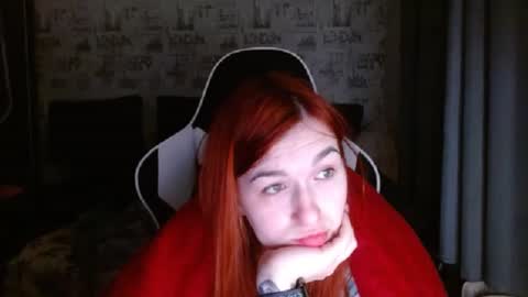 Snapshot of liliawoolf chatting on 02.14.25 liliawoolf online show from 02.14.25