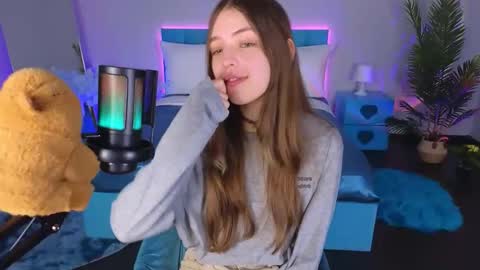 Lili Bakery online show from 10.10.25