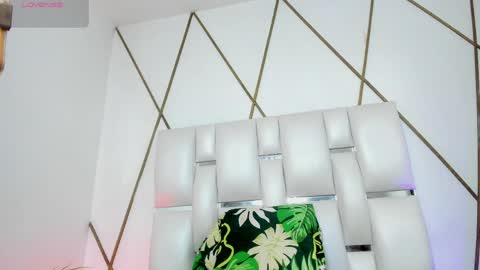 LIli cameron  online show from 04.08.26