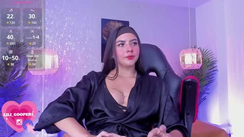 Snapshot of lilicooper_ chatting on 01.14.25 Lili Cooper online show from 01.14.25