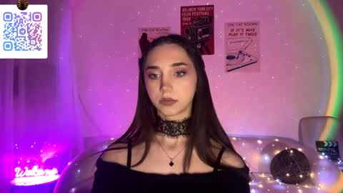 Lina online show from 04.14.26