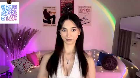 Snapshot of lilihalvorsen chatting on 07.20.26 Lina online show from 07.20.26