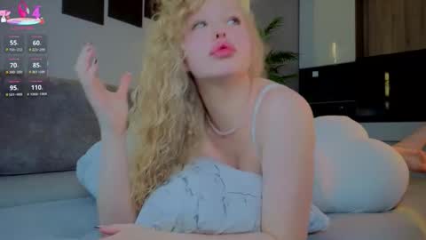 lililok101 online show from 11.17.25