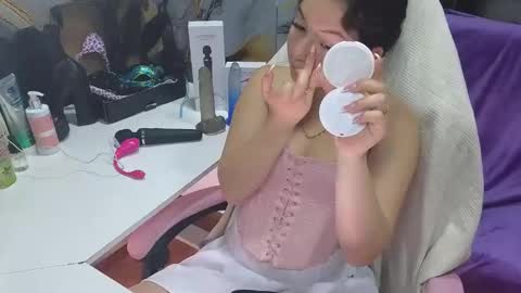 lilimini online show from 10.21.25