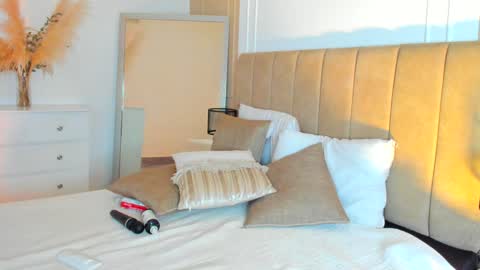 Lili  online show from 01.12.25