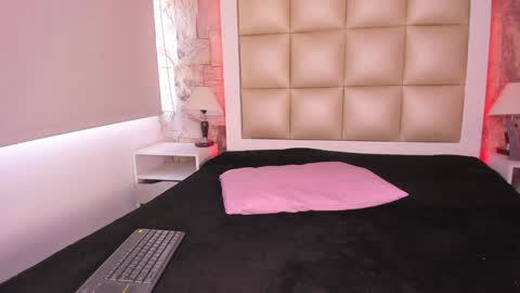 Snapshot of lilit_jade chatting on 01.13.25 Lilit online show from 01.13.25