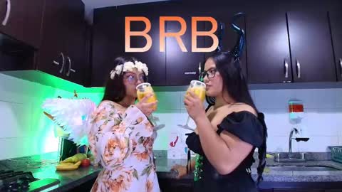 Lilith and Khloe  online show from 11.02.25