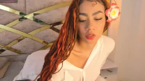 Snapshot of lilith_blaze_ chatting on 10.01.25 Lilith online show from 10.01.25