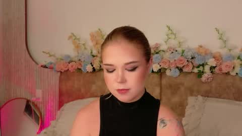 Lilith Bonheur online show from 05.02.26