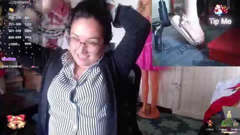 Laura lopez online show from 12.16.24