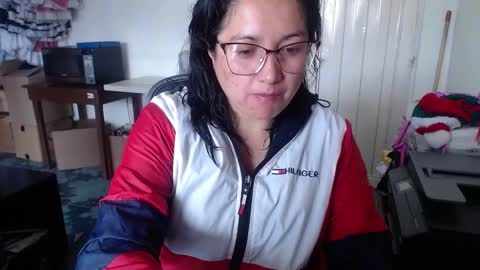 Laura lopez online show from 12.20.24