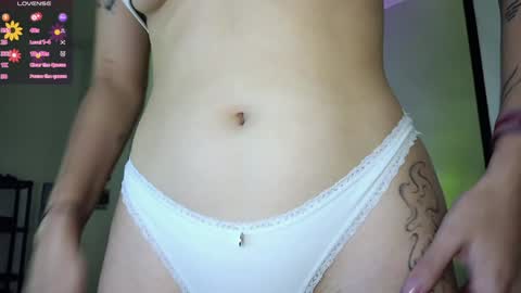 Snapshot of lilith_cruzz chatting on 01.08.25 Lilith online show from 01.08.25