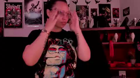 Snapshot of lilith_deveraux_ chatting on 06.22.26 MISTRESS LILITH online show from 06.22.26