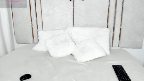 lilith_dry online show from 10.27.25