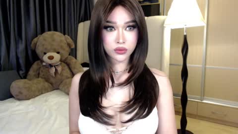 QUEEN LILITH BORBON online show from 01.08.25