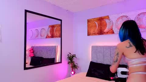 Snapshot of lilith_morgan01 chatting on 10.01.25 lilith_morgan01 online show from 10.01.25