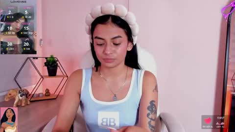 Snapshot of lilith_petit_ chatting on 01.09.26 Lili petit online show from 01.09.26