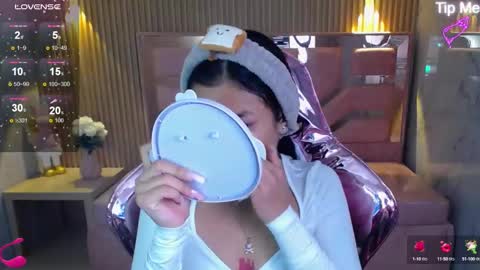 Lilith  online show from 02.11.25