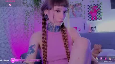 Snapshot of lilith_poison chatting on 07.15.26 lilith_poison online show from 07.15.26