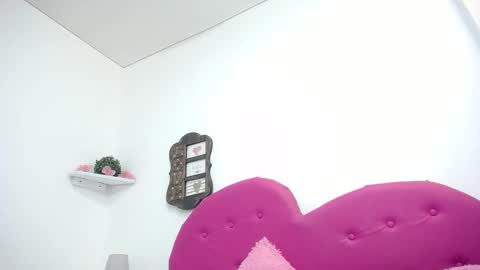 Lilith Smith online show from 02.08.25