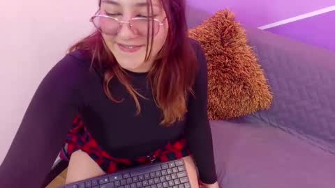 Lilith Smith online show from 02.05.26