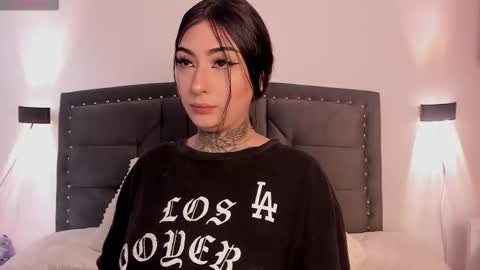 lilith_thompson online show from 10.29.25