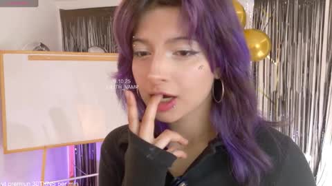 Snapshot of lilith_vamp chatting on 10.09.25 LILITH 200 LIKES   Thursday Clown Costume M online show from 10.09.25