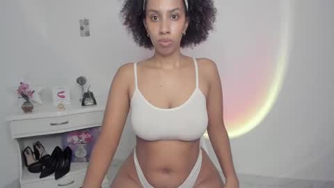 Snapshot of lilith_vision chatting on 09.14.25 Alejandra online show from 09.14.25