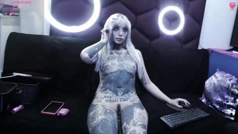 Tifon Mary - Indepent model  online show from 02.17.25