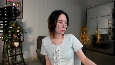 Snapshot of lilithlunna chatting on 01.09.25 Lilith online show from 01.09.25