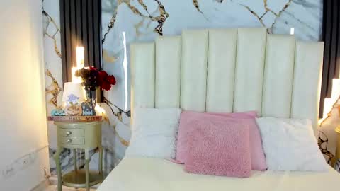 Lilith  online show from 10.21.25